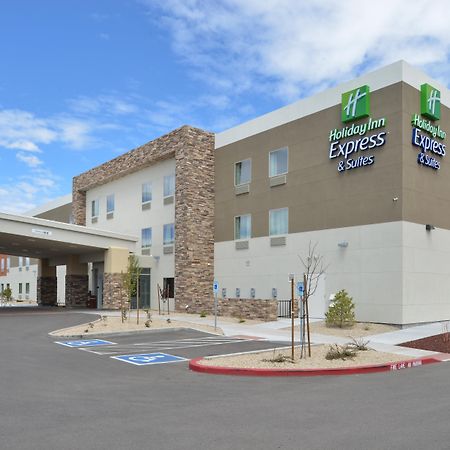 Holiday Inn Express & Suites Williams By Ihg Exterior foto