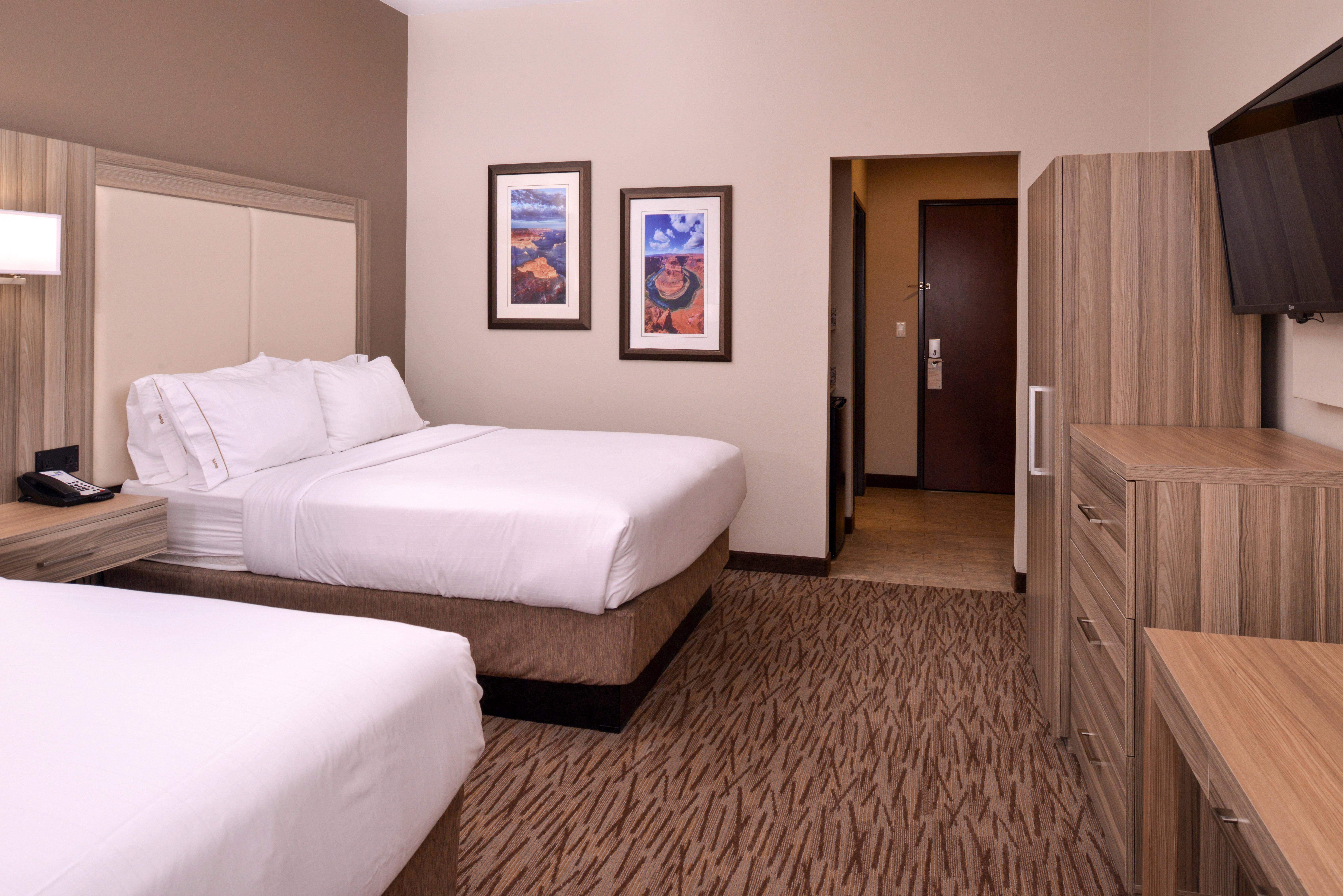 Holiday Inn Express & Suites Williams By Ihg Exterior foto