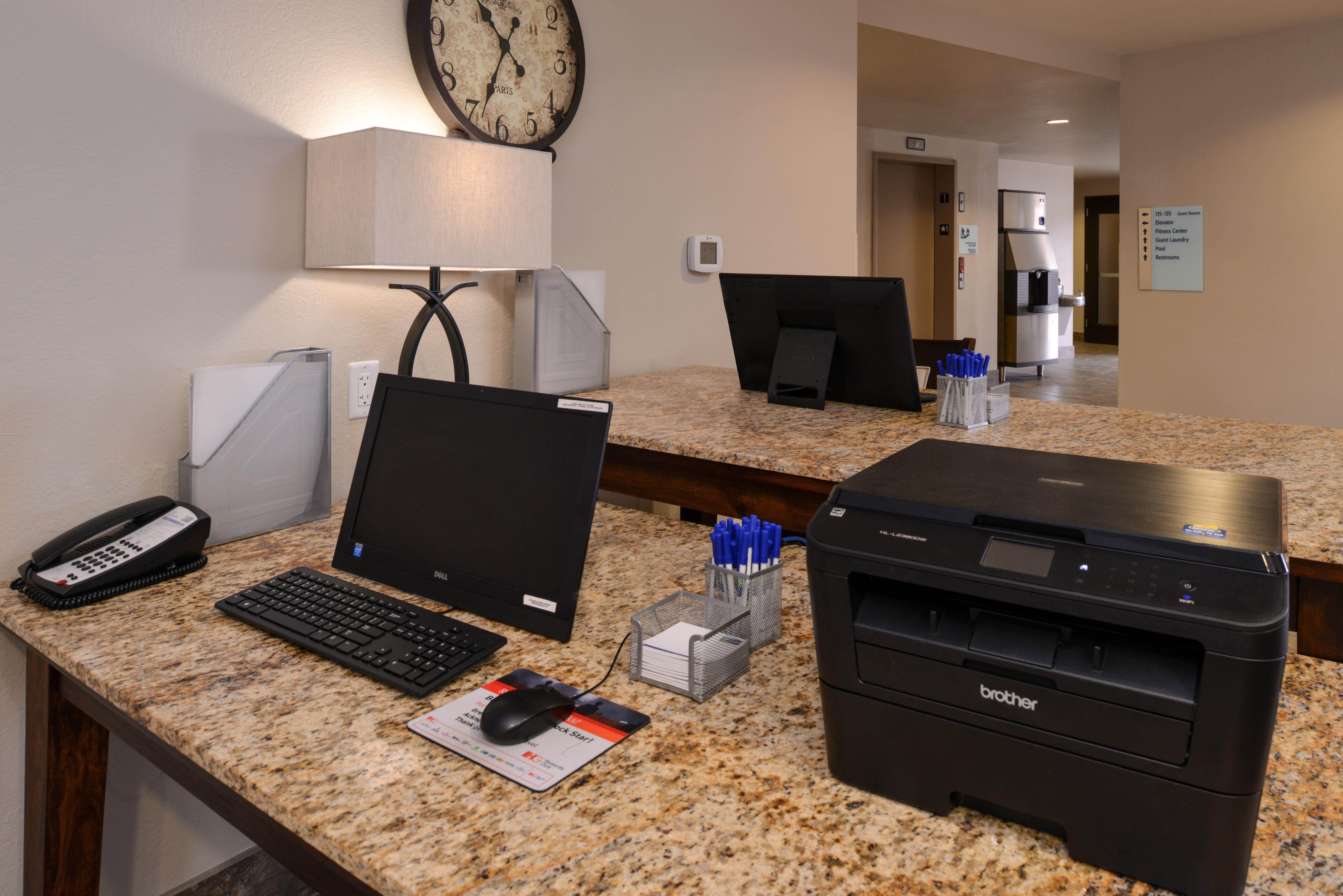 Holiday Inn Express & Suites Williams By Ihg Exterior foto